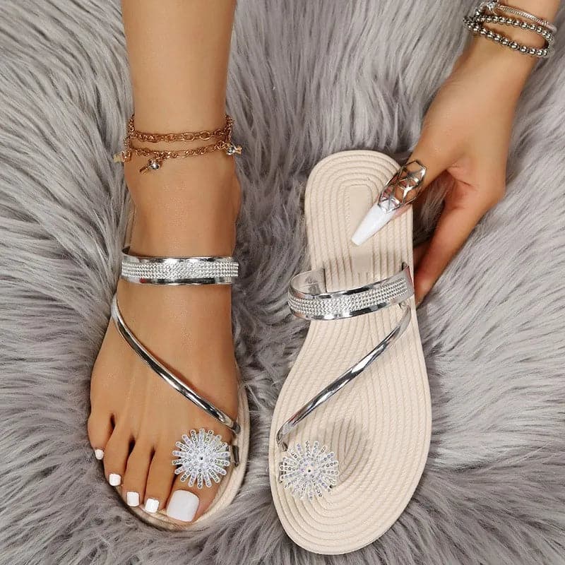 Sandals Women's Summer New Fashion Beach Sandals Rhinestone Flat Slippers Luxury Sandals Women Designers Designer Shoes - Boutique Beauté Santé 