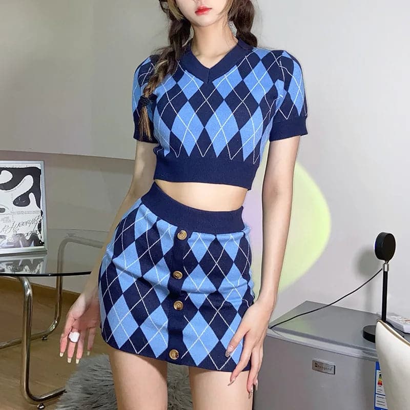 Women's Fashion Sweater Skirt Suit Slim V-Neck Knit Retro Sexy Nightclub Short Sleeve Crop Top Short Miniskirt Dress 2 Piece Set