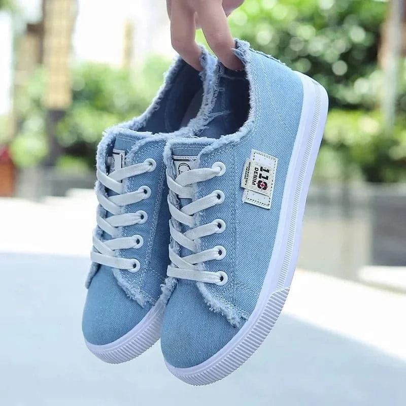 Spring Summer Women Canvas Sneaker Low Top Denim Sneakers Ladies Lace-Up Flat Canvas Trainers Girl Soild Board Shoes Female Tide